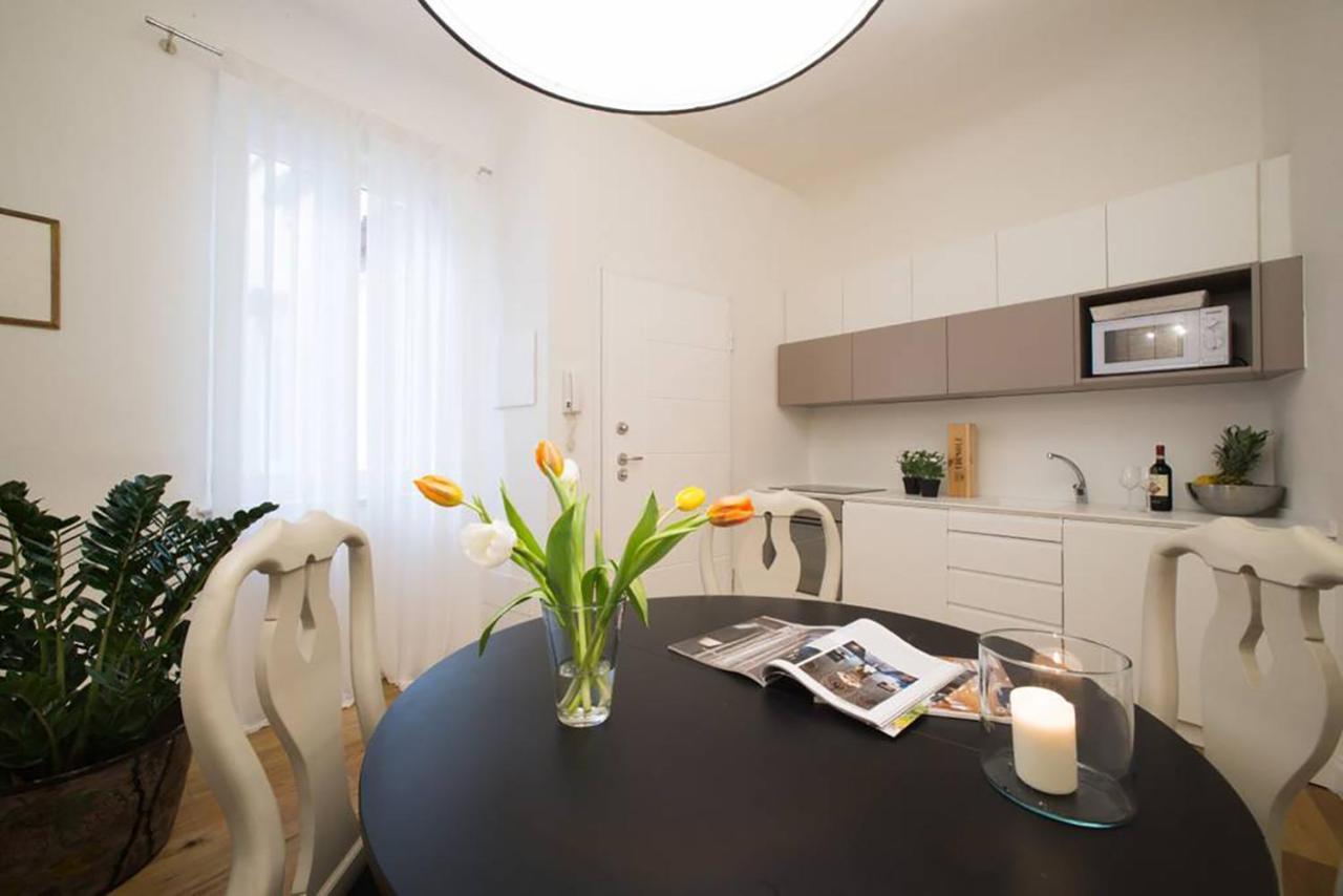 Tg - One Bedroom Luxury Apartment In The Fashion District Флоренция Екстериор снимка