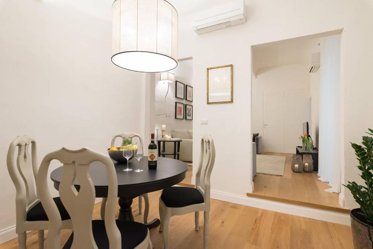 Tg - One Bedroom Luxury Apartment In The Fashion District Флоренция Екстериор снимка