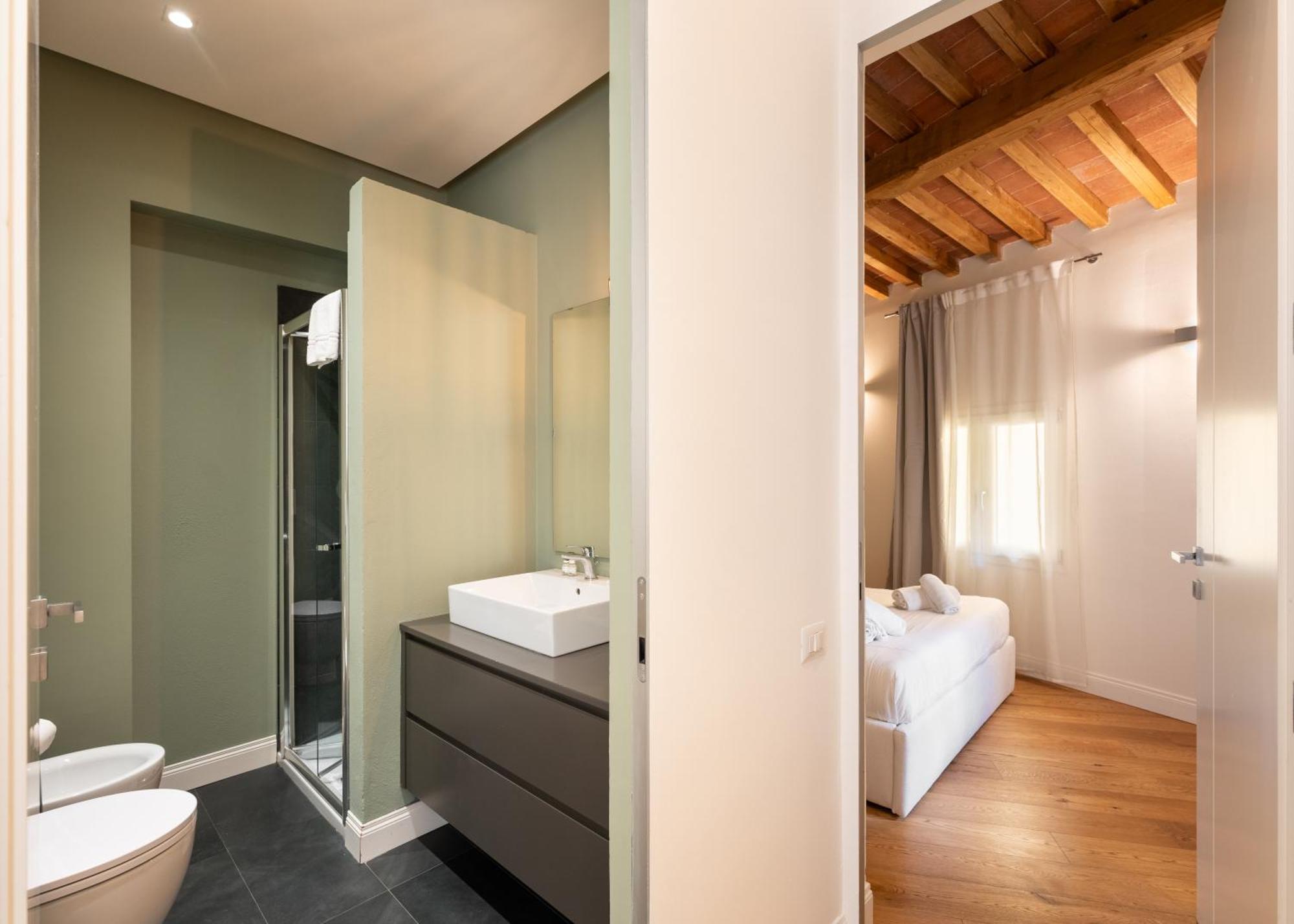 Tg - One Bedroom Luxury Apartment In The Fashion District Флоренция Екстериор снимка